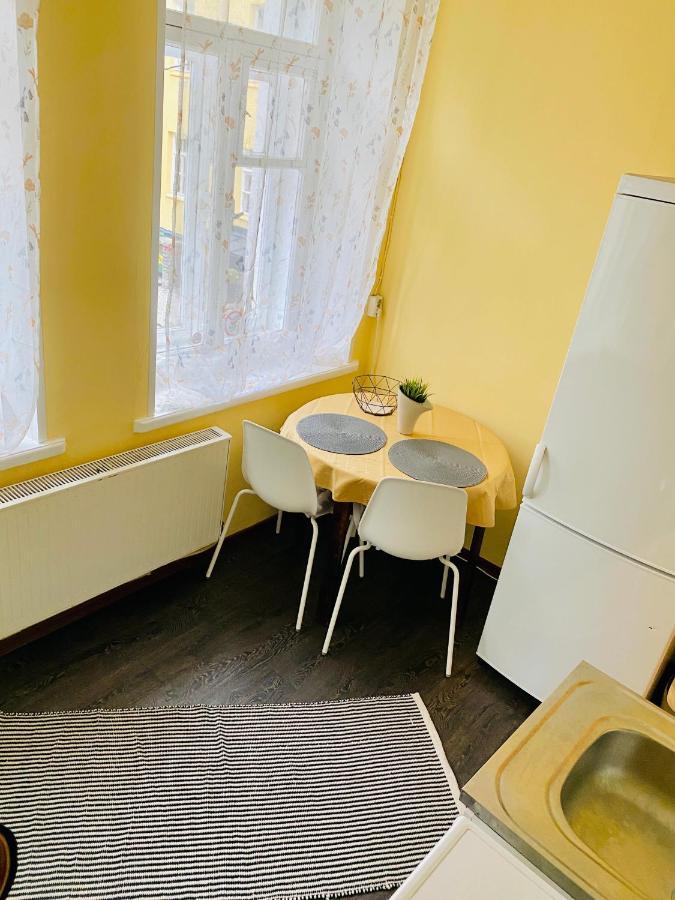 1 Bedroom Apartment Near Kadriorg Swan Pond Tallin Zewnętrze zdjęcie